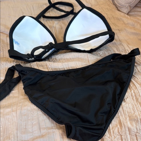 NWOT VENUS Black and Gold Sequin BIKINI - Picture 5 of 6
